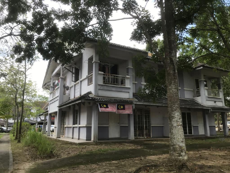 Corner Lot Double Storey Link House, Putrajaya Precint 11[Unique Design -looks like Semi-D House]  - photo 3
