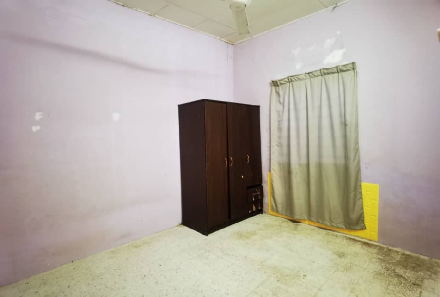 Rumah Teres Setingkat Bandar Bukit Mahkota - photo 6