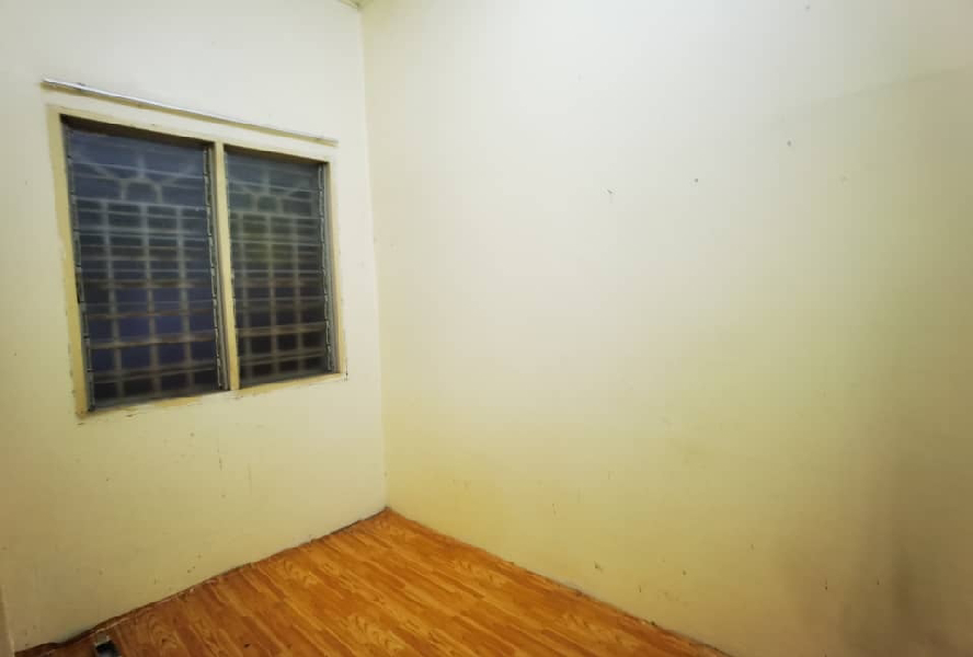Rumah Teres Setingkat Bandar Bukit Mahkota - photo 8