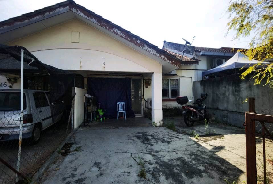 Rumah Teres Setingkat Bandar Bukit Mahkota - photo 9