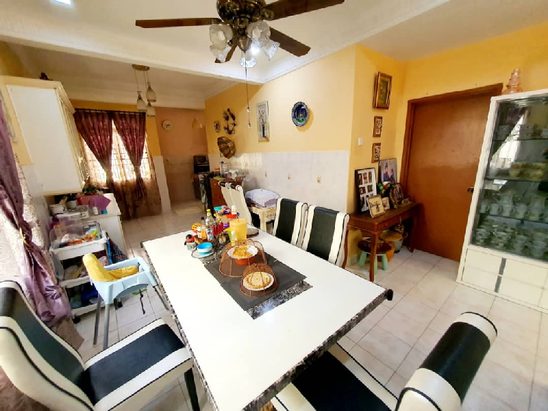 RENOVATED 2 STOREY SEMI DETACHED HOUSE BANDAR SERI PUTRA BANGI - photo 5