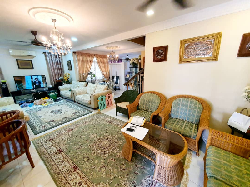 RENOVATED 2 STOREY SEMI DETACHED HOUSE BANDAR SERI PUTRA BANGI - photo 7