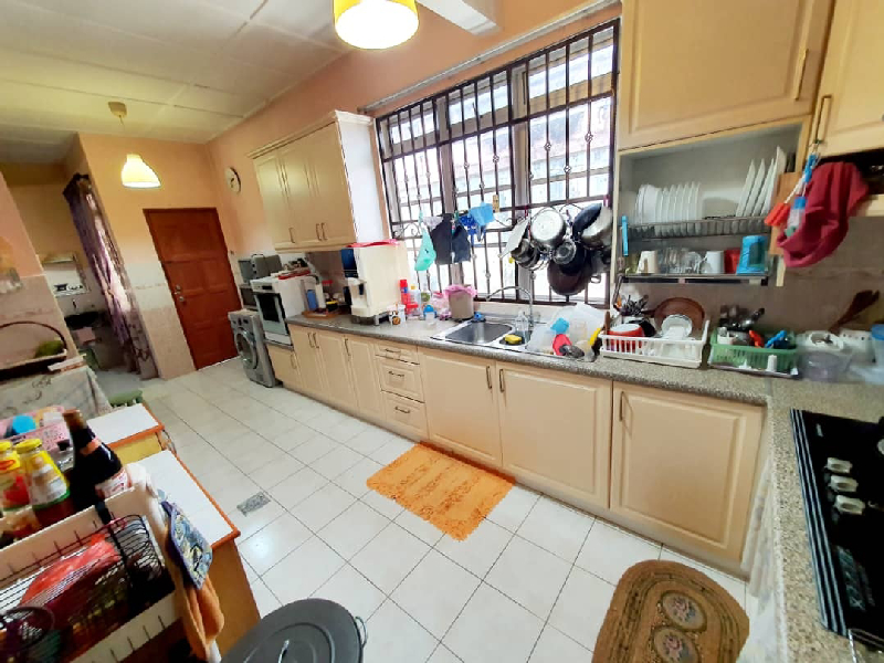 RENOVATED 2 STOREY SEMI DETACHED HOUSE BANDAR SERI PUTRA BANGI - photo 10