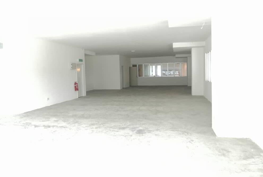 END LOT | Ground First Floor Shop Office Retail Block C Southville City Bangi - photo 6