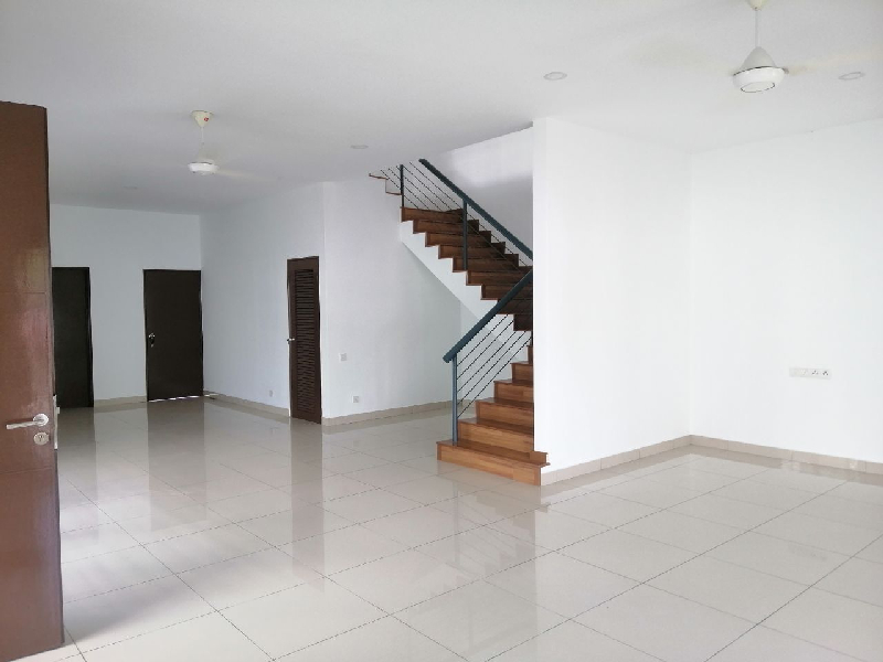 MURAH 2.5 Storey Semi D Kayumanis Garden VillasSeksyen 5 Bandar Baru Bangi - photo 2