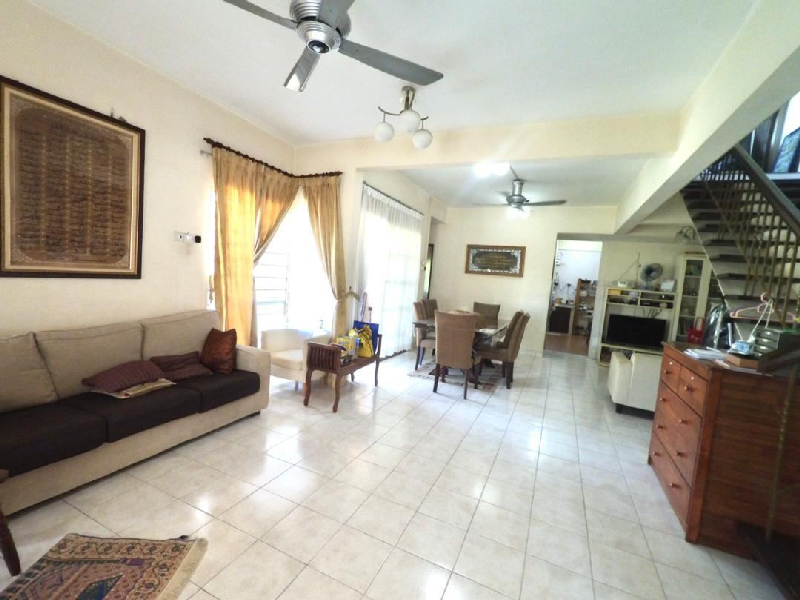 CORNER LOT Double Storey Terrace DSentral Bandar Seri Putra - photo 2