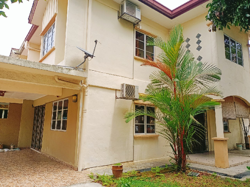 Taman Sutera, Kajang Corner Lot Double Storey Freehold unit. - photo 8