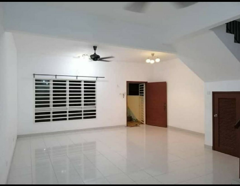 Teres 2 tingkat Oakberry Taman Pelangi Semenyih 2 - Facing open - photo 4