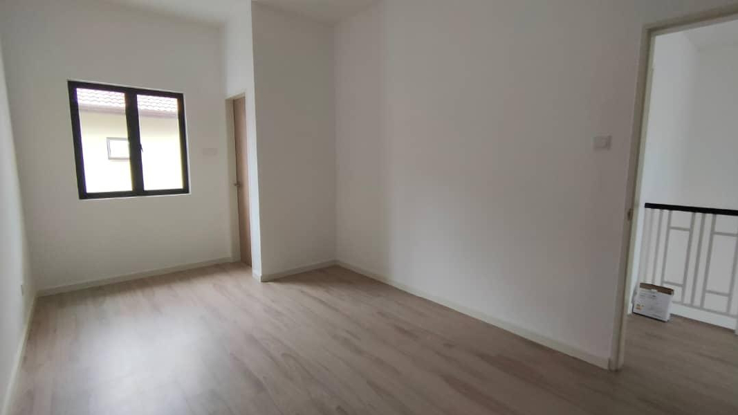 [FREEHOLD][NOT DIRECTLY FACING OTHER HOUSE][NEW UNIT]DOUBLE STOREY DAHLIA SERENE HEIGHTS - photo 5
