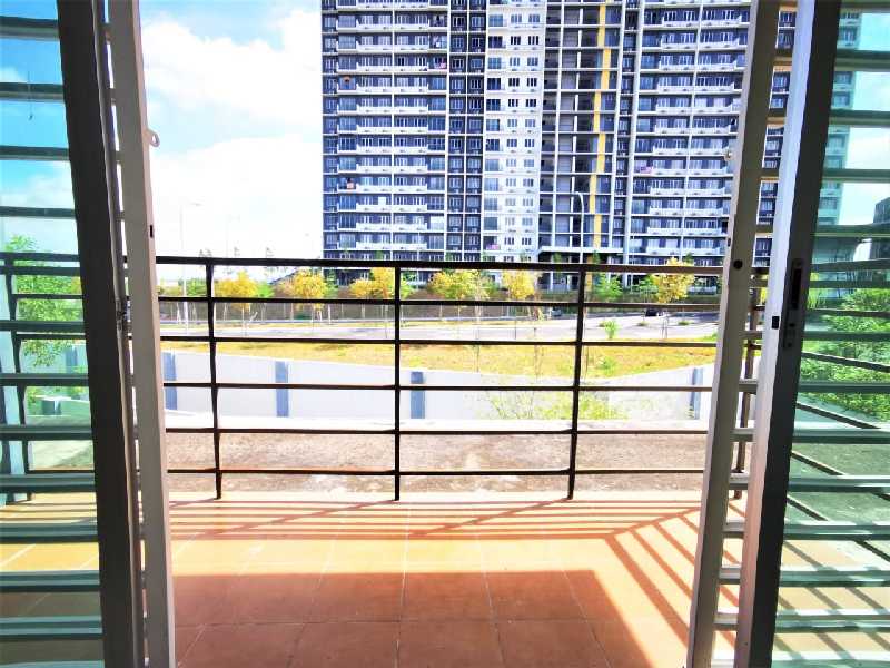 CORNER 3 Storey Terrace, Bangi Avenue 3 (Seksyen 7) - 7R 7B FREEHOLD - photo 8