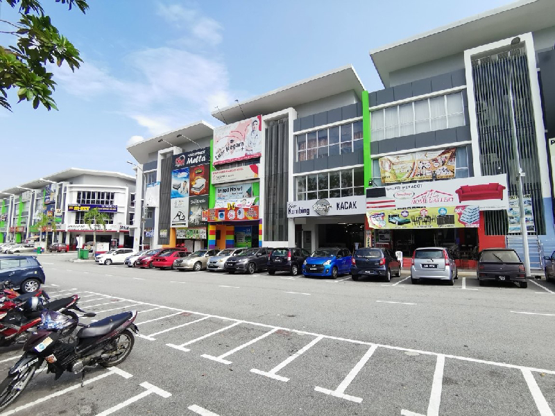 [VERY STRATEGIC] Tenanted Shop/Office Lot, Bdr Puteri Bangi (FREEHOLD) - photo 3