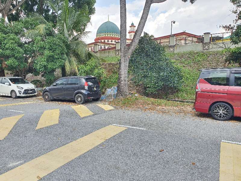 NEARBY LRT 2 Storey Terrace House at Bandar Kinrara BK 5 Puchong - photo 9