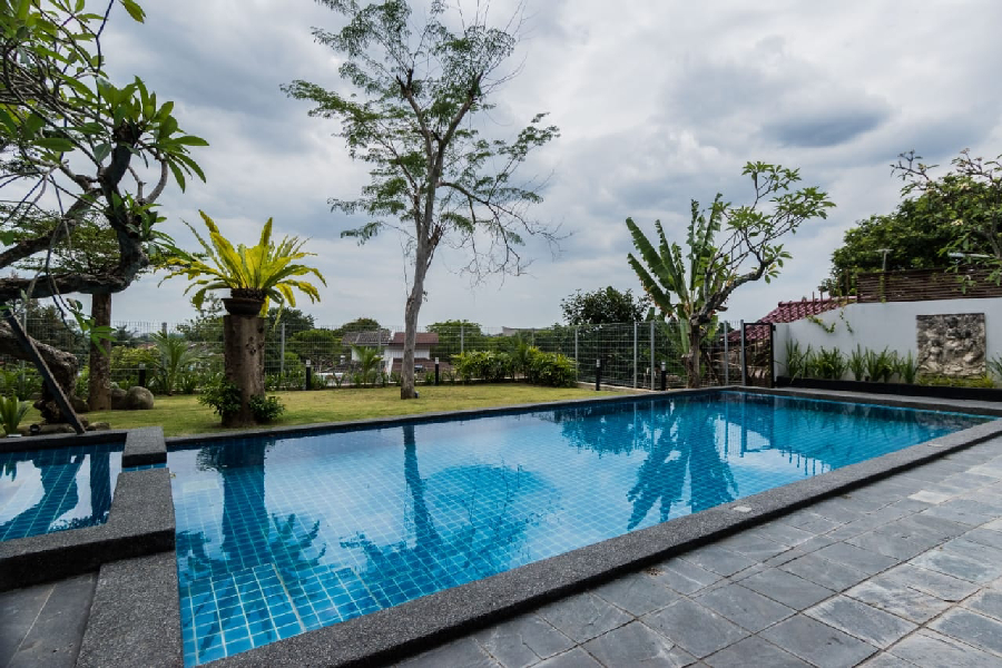 Bungalow 3 Storey with Swimming Pool ss19 Subang Jaya - photo 2