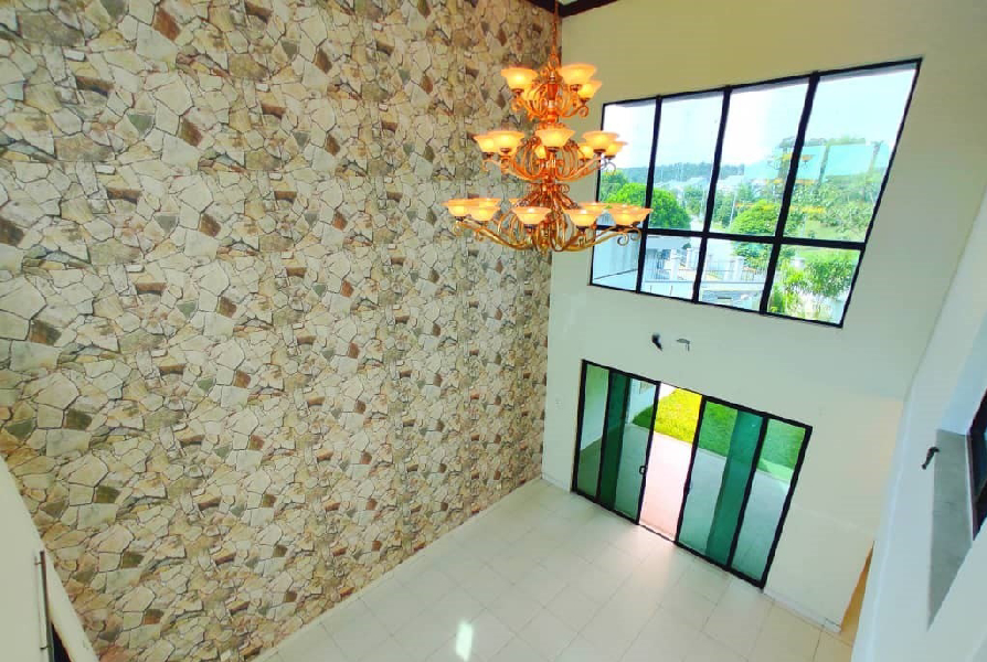 FACING PARK | 2 Storey Angular Superlink Terrace House Clover Park Denai Alam  - photo 3