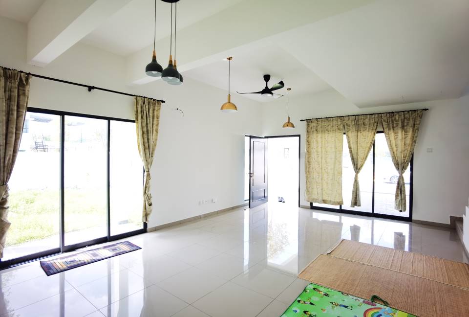 Double Storey Corner Lot Woodbury Mahkota Hills - photo 8