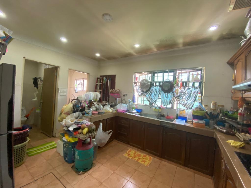 SS4 Kelana Jaya Petaling Jaya Single Storey Terrace House Renovated & Full extended - photo 10