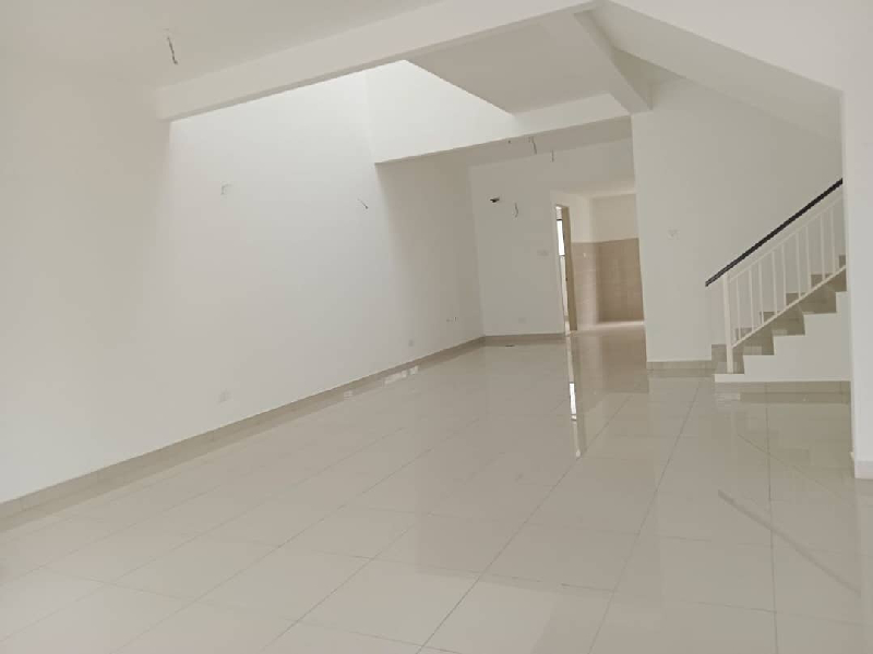 Double Storey Terrace House (Intermediate Unit) for Sale @ The Terresse, Bandar Puteri Bangi - photo 4