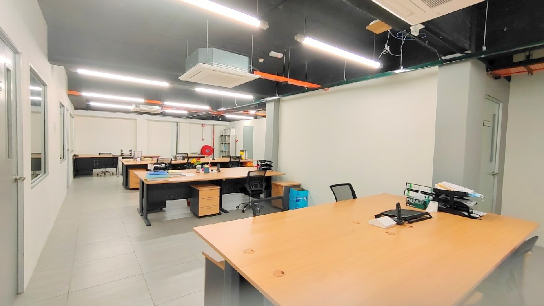 3 STOREY BUILDING - OFFICE/WAREHOUSE, SHAH ALAM, SELANGOR - photo 3