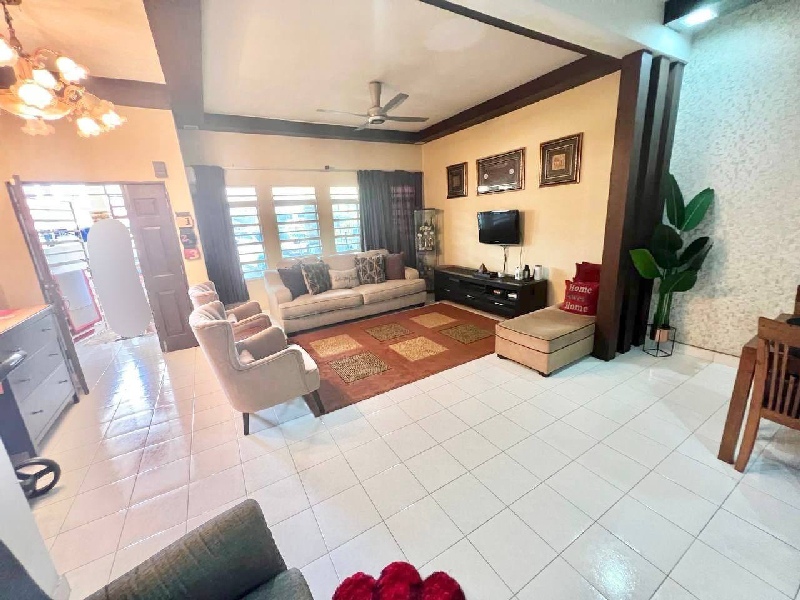 FOR SALE : Double Storey Terrace, Tmn Pelangi @ Semenyih.  - photo 3