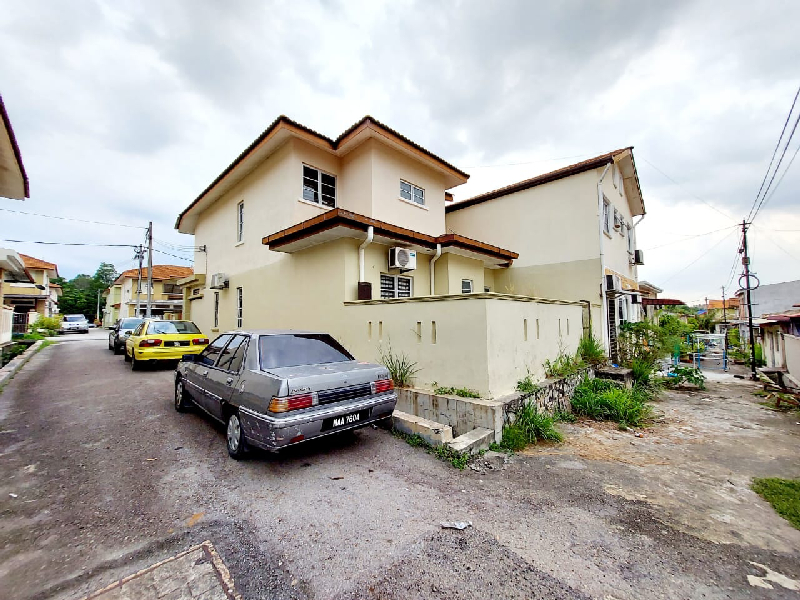 For Sale - 22x75 End Lot Seksyen 6 Bandar Bukit Mahkota Bangi - photo 3