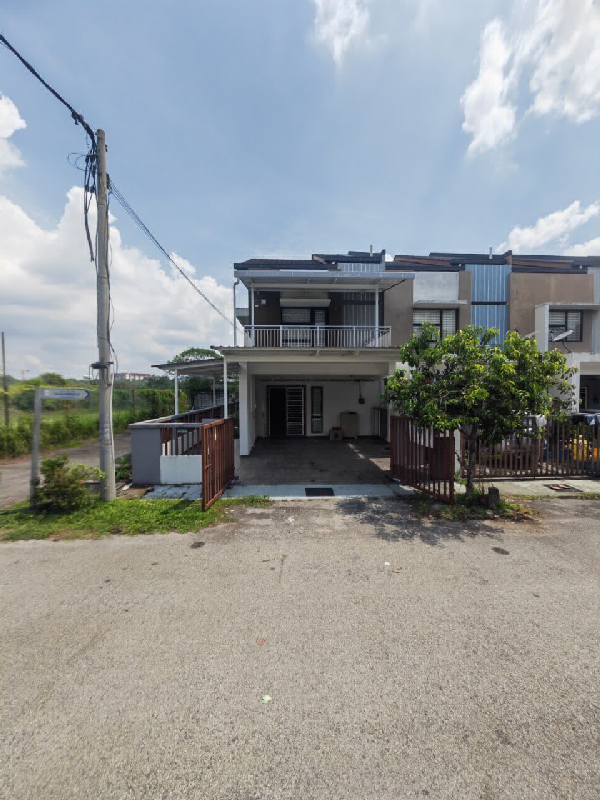 RENO END LOT with EXTRA LAND  | 2 Storey ZENIA HARMONI KAJANG FREEHOLD