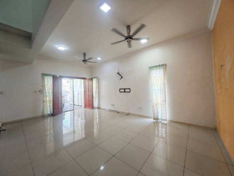 RENO END LOT with EXTRA LAND  | 2 Storey ZENIA HARMONI KAJANG FREEHOLD - photo 7