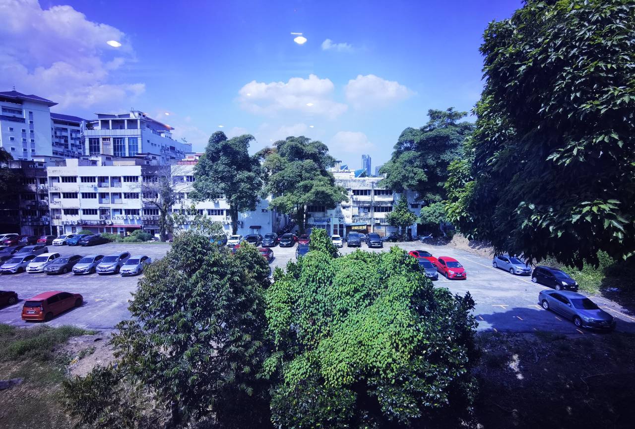 4 Storey ShopLot Perkeliling Business Centre KL - photo 2