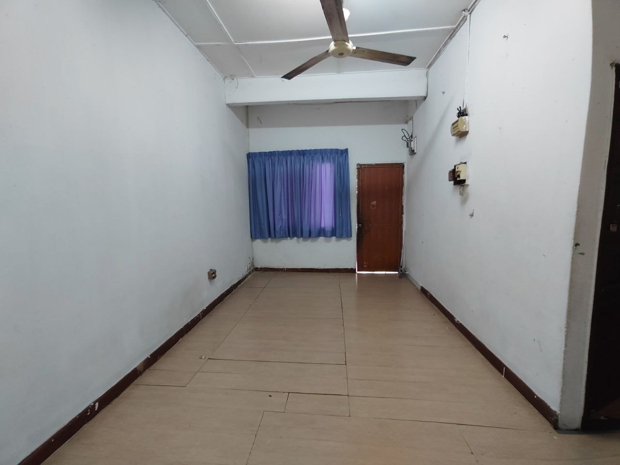 Single Storey Terrace Corner Taman Sri Serdang - photo 4