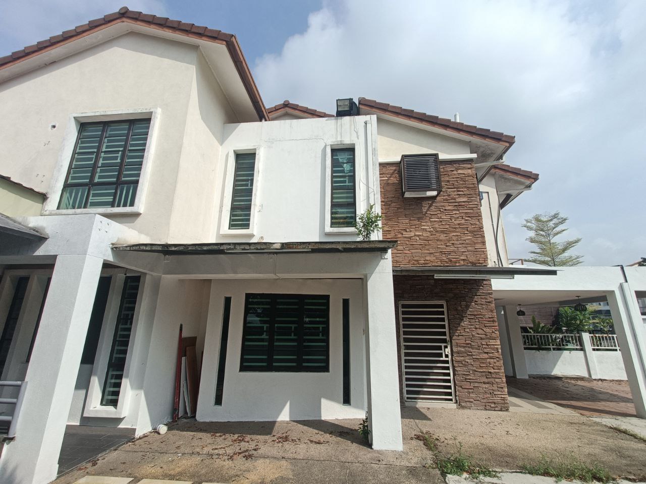 2 Storey Terrace Putra Height CornerLot SubangJaya - photo 2
