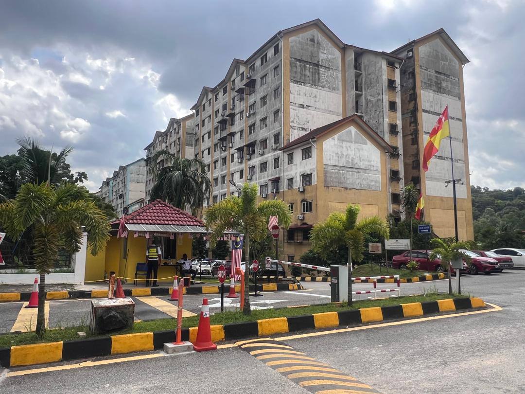 Pangsapuri Enggang Bandar Kinrara 6 Puchong - photo 8