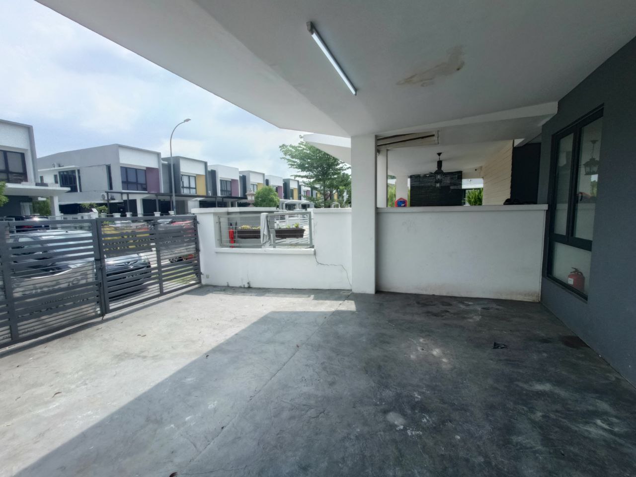 2 Storey Terrace CloverDahlia Seksyen U12 ShahAlam - photo 2