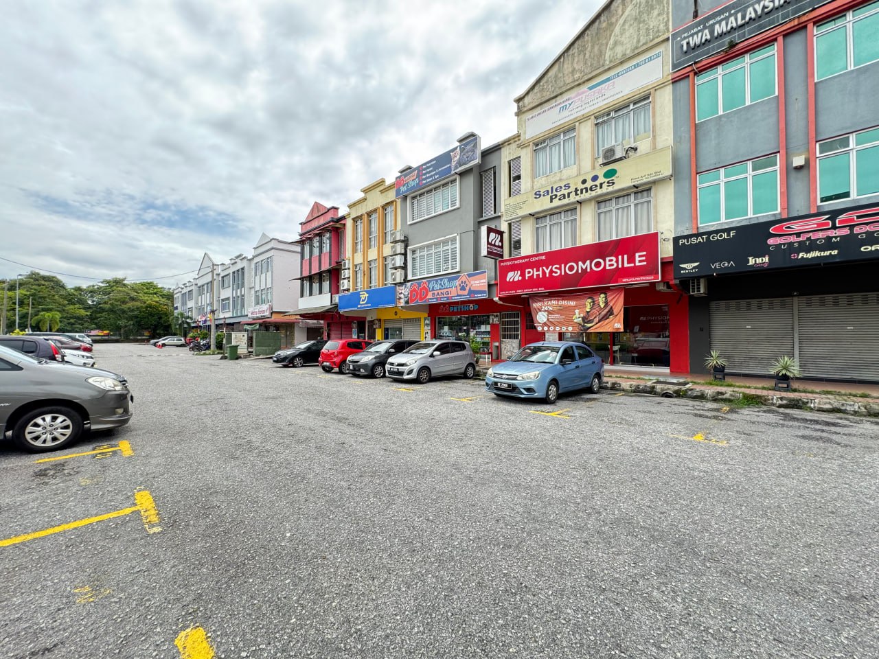 3 Storey Shop Office Seksyen 9 Bandar Baru Bangi - photo 3