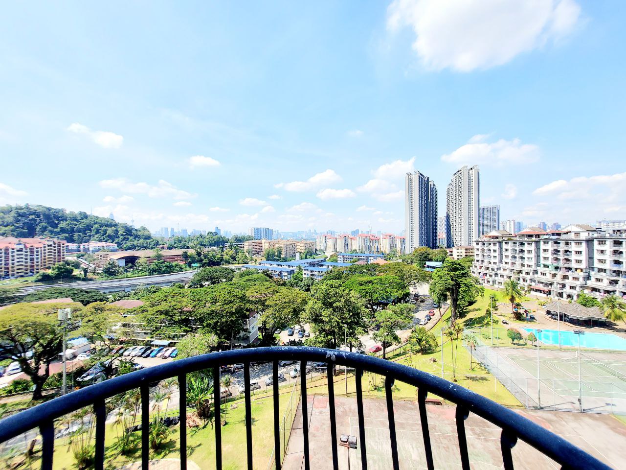 Penthouse Sri Kinabalu Wangsa Maju KL - photo 2