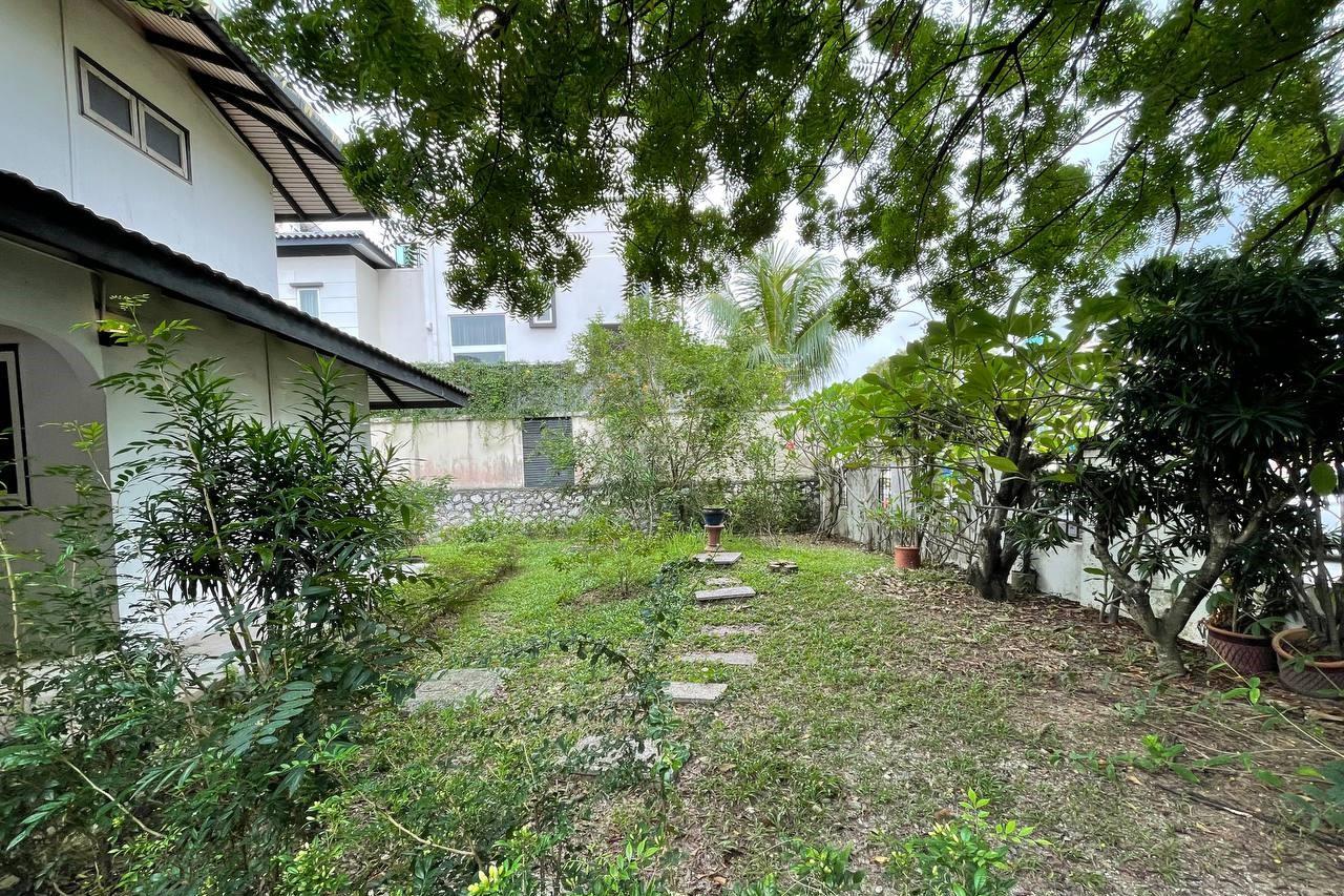 2 Storey Bungalow Corner Taman Sri Kelana SS7 PJ - photo 2