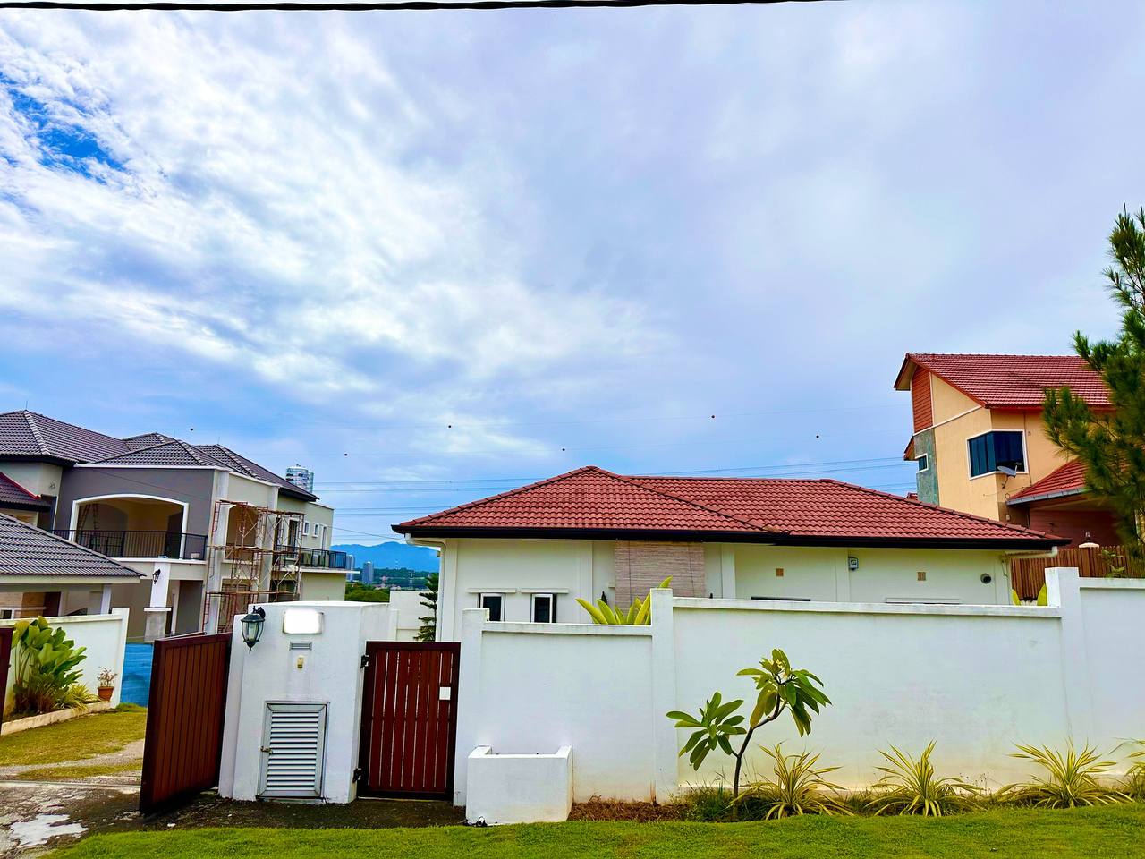 1 Storey Bungalow Bangi Golf Resort - photo 2