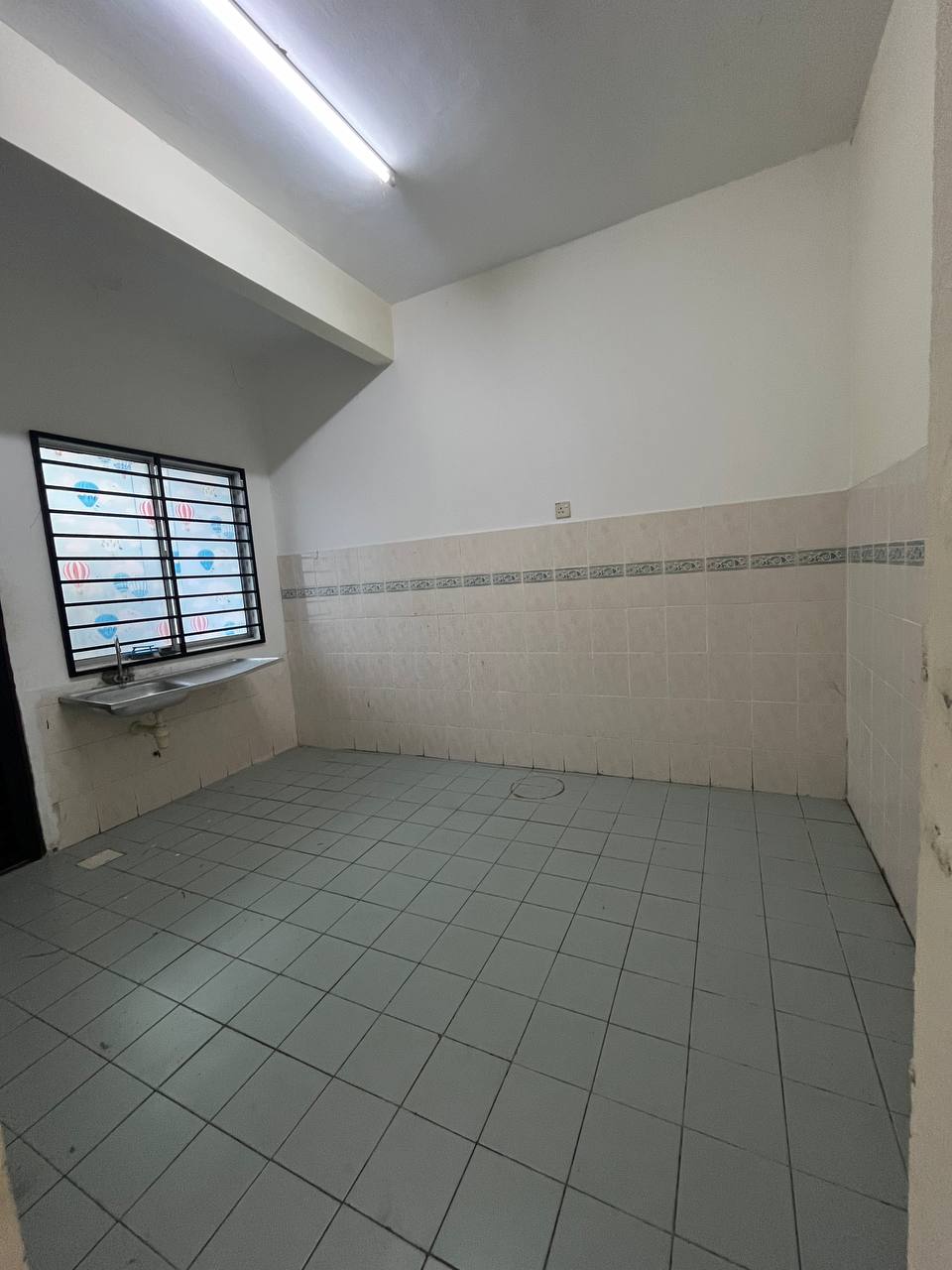 Corner Double Storey Terrace, Taman Alam Perdana - photo 8