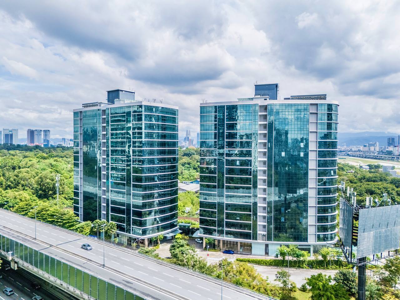 Rental 16 Storey Office Building Taman Desa Kl - photo 4