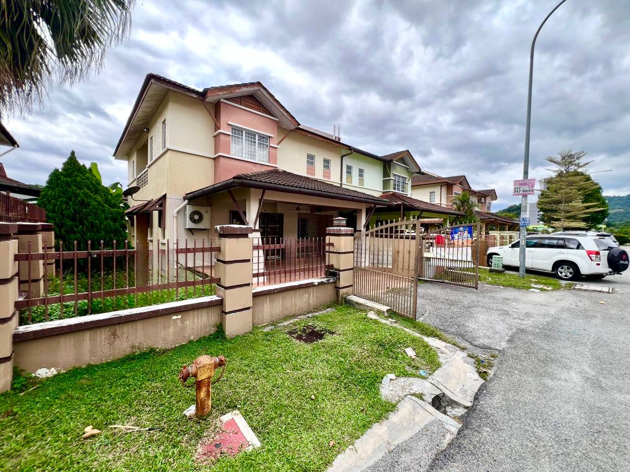 Double Storey Semi D Prima Saujana Kajang - photo 2