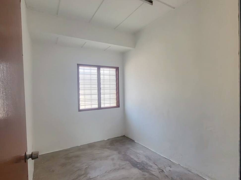 Double Storey Taman Puchong Perdana - photo 8