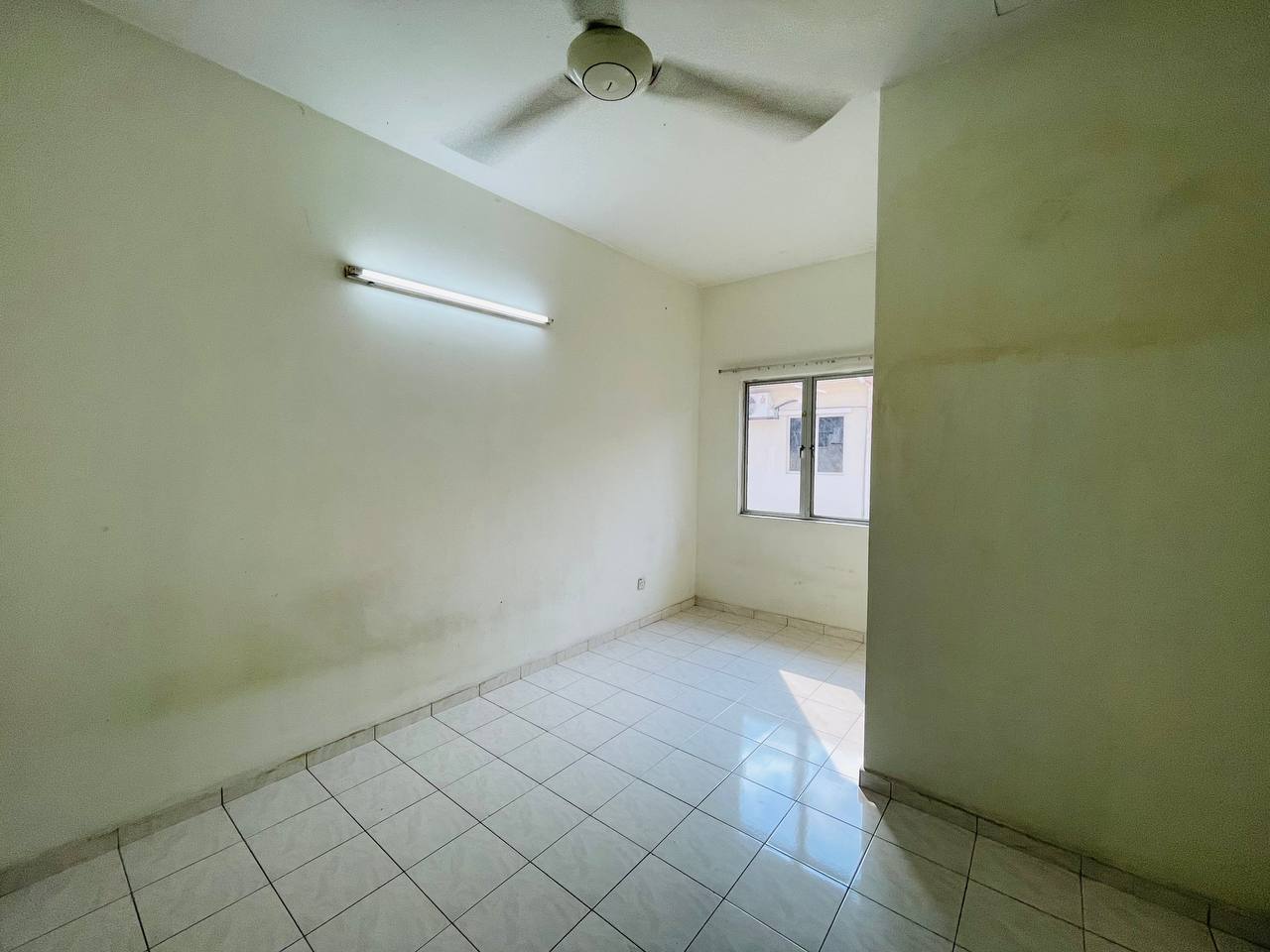 Double Storey Jalan Kristal Seksyen 7 Shah Alam - photo 10