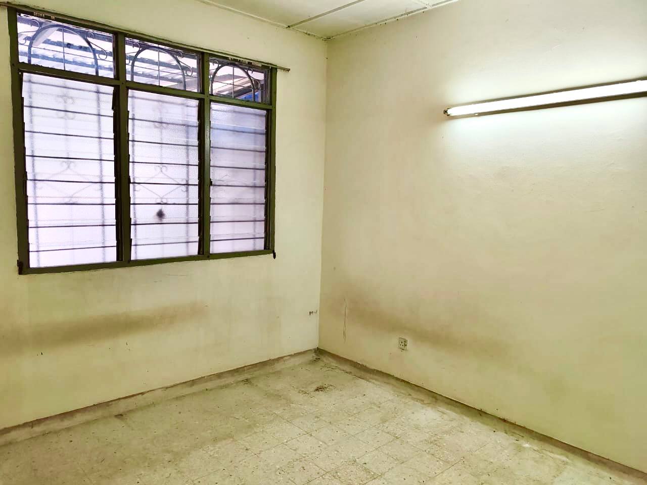 Single Storey Terrace Taman Bukit Cheras KL - photo 6