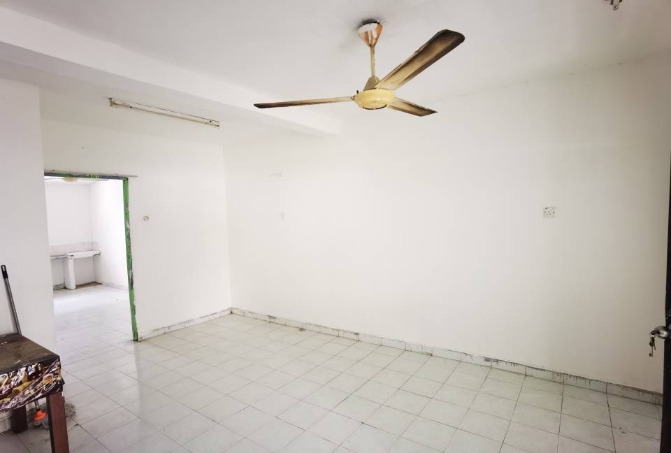 Double Storey Taman Rawang Perdana 1, Rawang, Selangor - photo 12