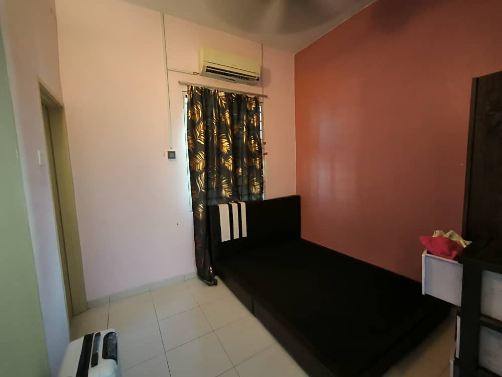 2 Storey Taman Anggerik Perdana Kajang - photo 2