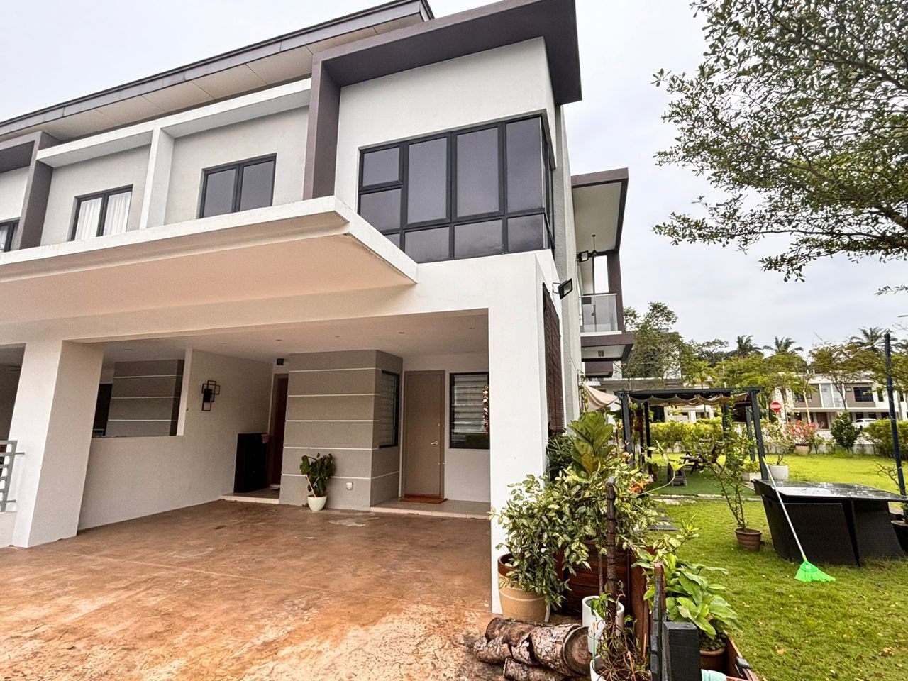 2 Storey Corner Maple Residence Cyberjaya - photo 2