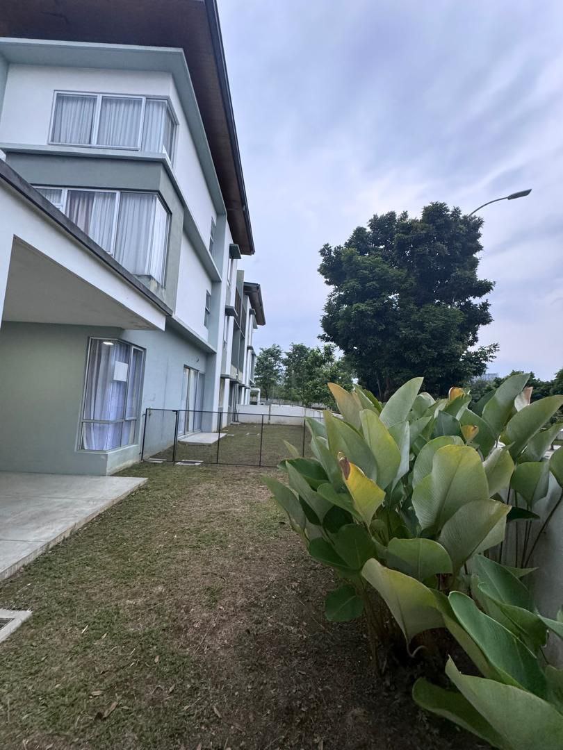 Semi D 3 Storey, Parkfield Tropicana Height Kajang - photo 2