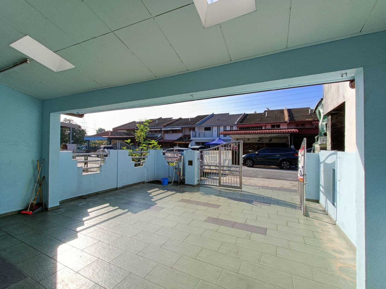 2 Storey Terrace Taman Serdang Jaya Seri Kembangan - photo 3
