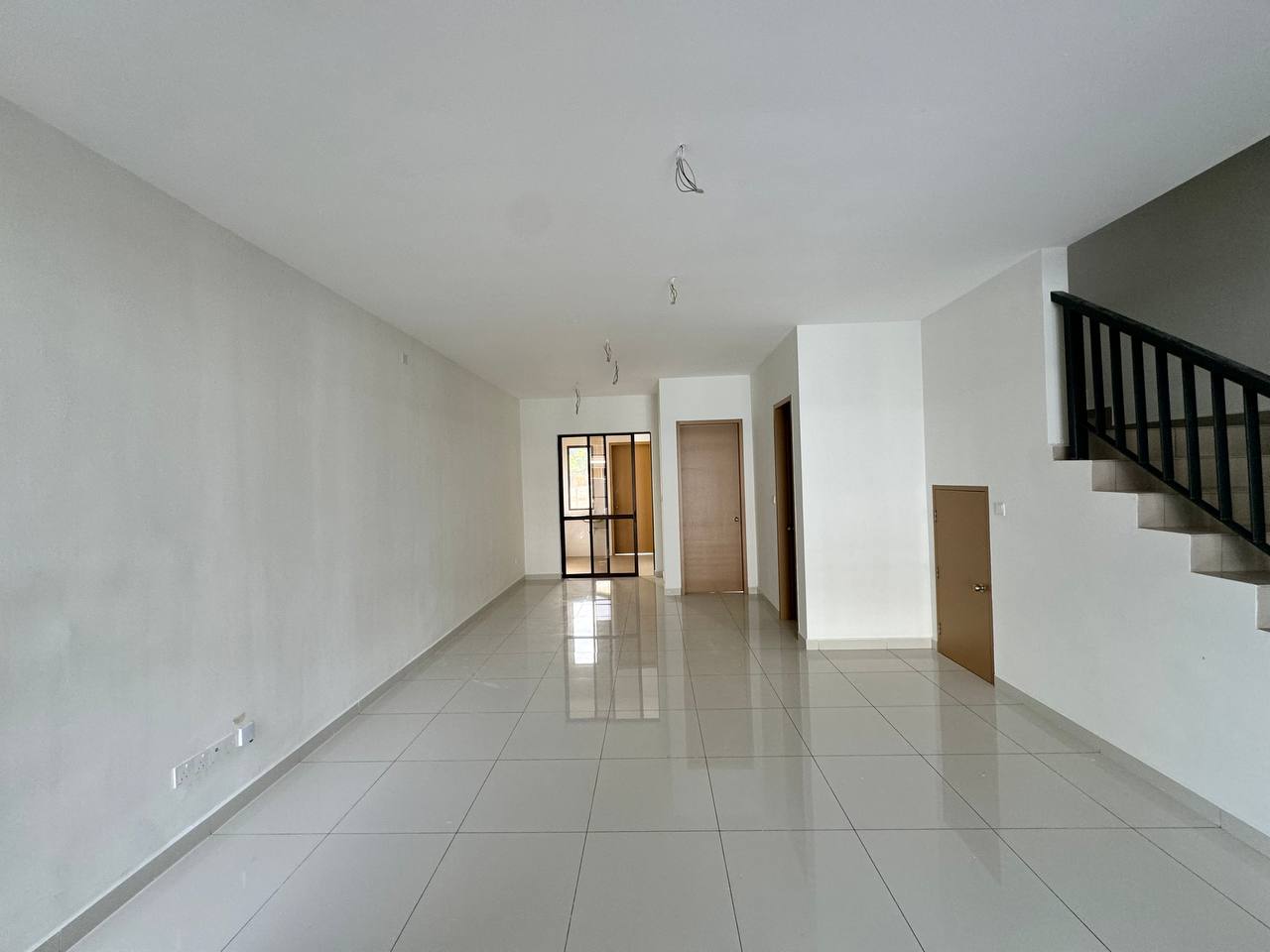 2 Storey Terrace M3 Residence Sungai Merab Kajang - photo 3