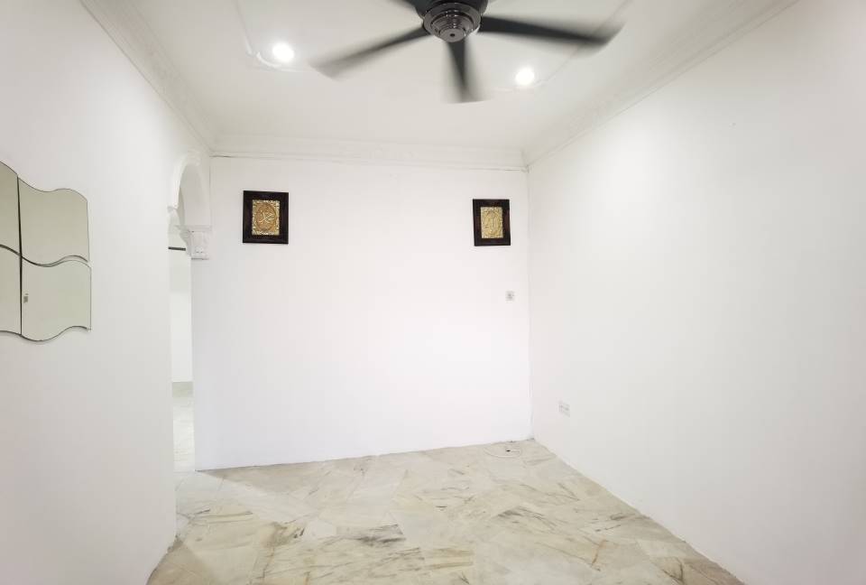 Rumah Teres Satu Tingkat Taman Ambar Dengkil - photo 12