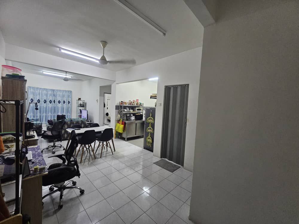 Villa Tropika Apartment Sungai Tangkas Kajang - photo 6