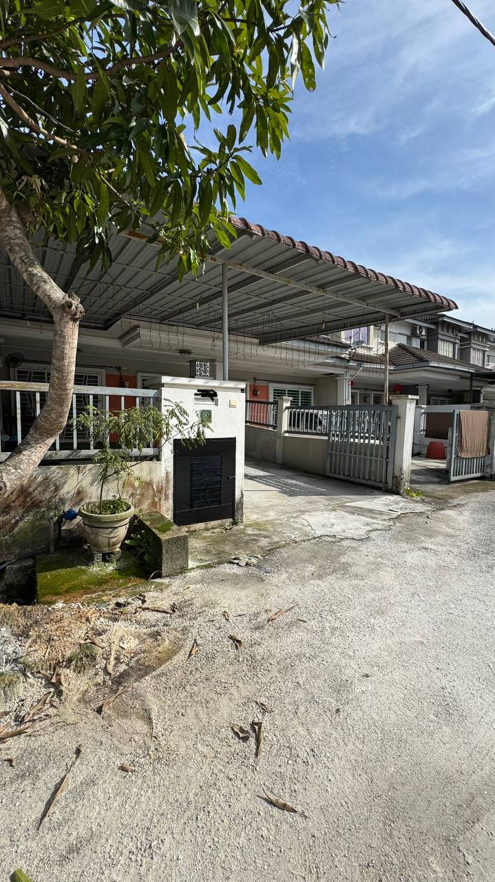 2 Storey Teres Cassia Bandar Putera 2 Klang - photo 10